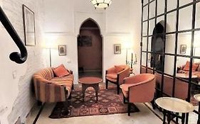 Riad Privatise Jusqu A 5 Personnes A 5 Minutes Place Jemma El Fna Loue Avec Menage Et Petit Dejeuner Compris